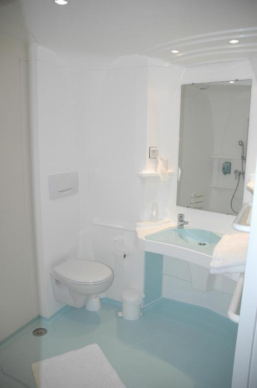 The Originals Access, Hotel Le Lutea Riom-ès-Montagne Δωμάτιο φωτογραφία