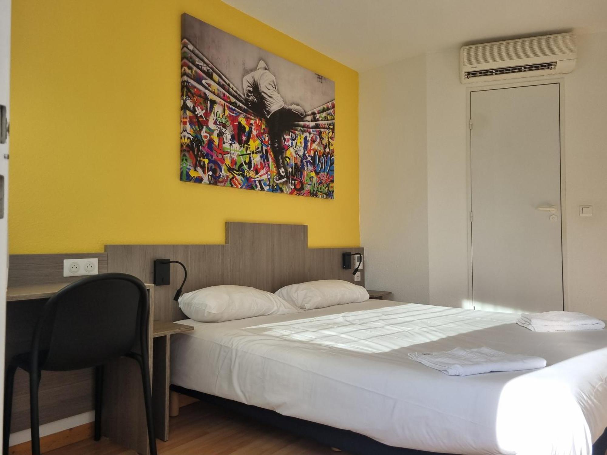 The Originals Access, Hotel Le Lutea Riom-ès-Montagne Εξωτερικό φωτογραφία