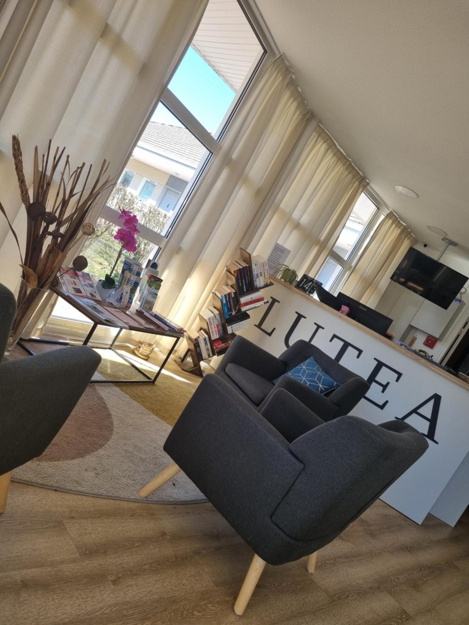 The Originals Access, Hotel Le Lutea Riom-ès-Montagne Εξωτερικό φωτογραφία