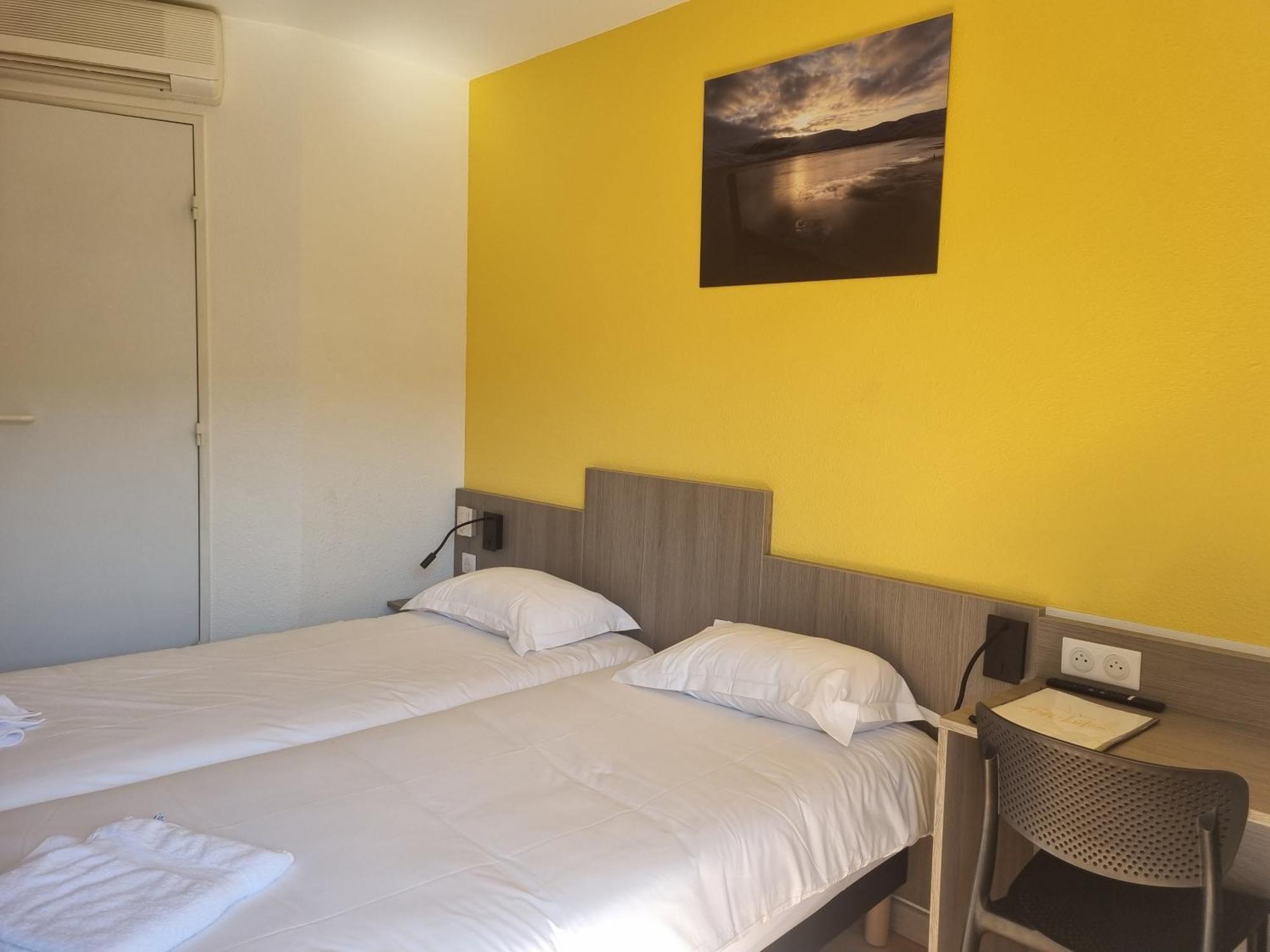 The Originals Access, Hotel Le Lutea Riom-ès-Montagne Εξωτερικό φωτογραφία