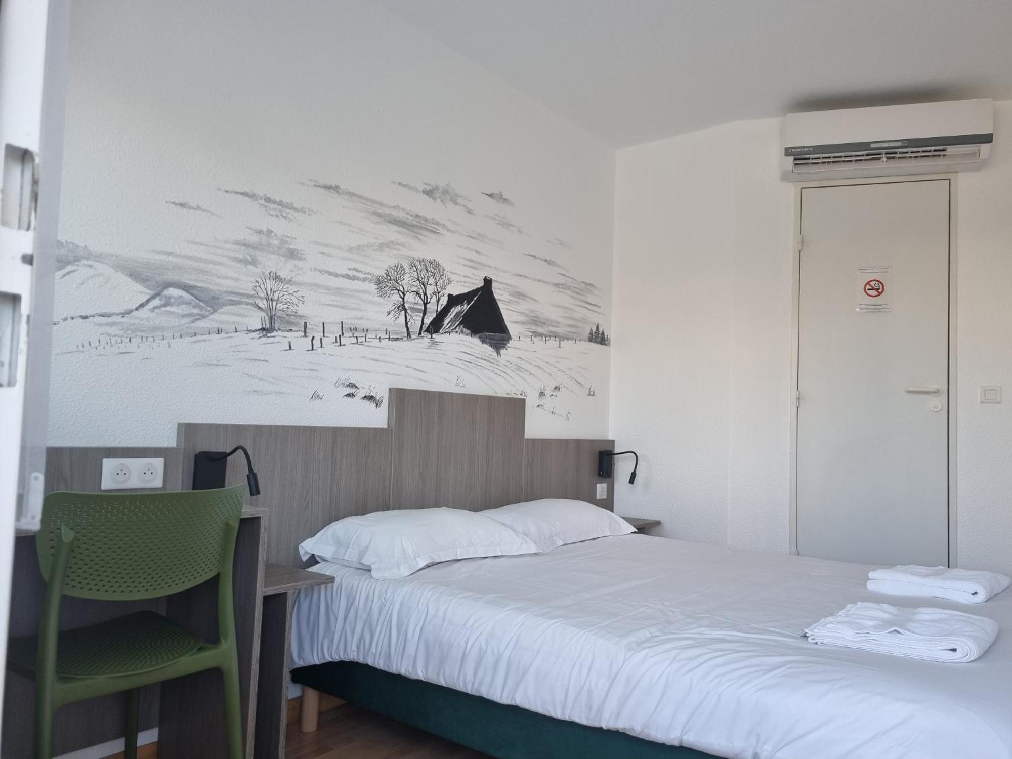 The Originals Access, Hotel Le Lutea Riom-ès-Montagne Εξωτερικό φωτογραφία